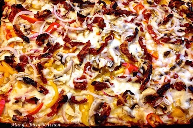 GF Thin Pizza Crust ~ Dairy and egg-free options.