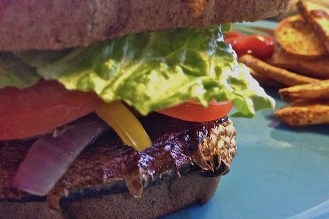 healthy portebella mushroom burgers