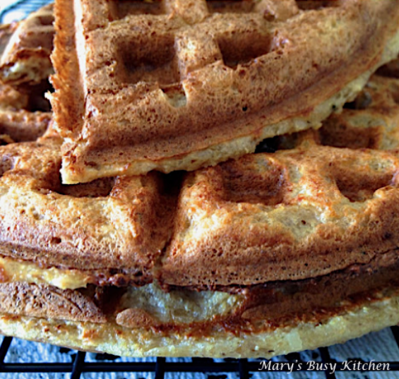 Oh So Healthy – Apple, Banana & Oat Waffles ~ Gluten-Free & Vegan