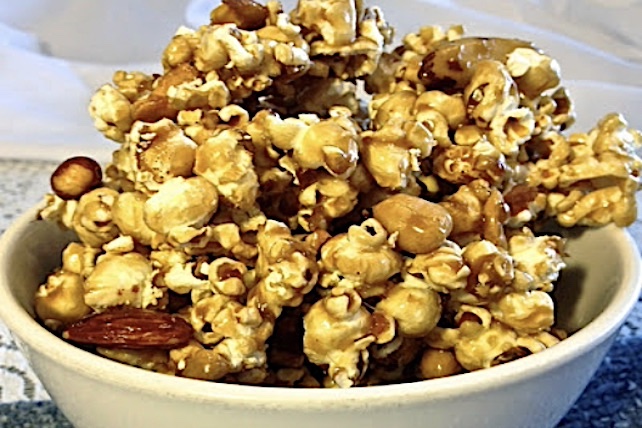 chewy homemade caramel corn