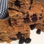 Quick and easy blueberry pumpkin spice snack bars