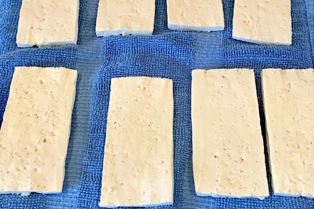 tempting tofu bacon for sandwiches and snacking