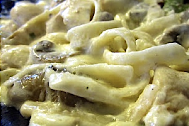 Copy-Cat Chicken Alfredo ~ Regular or Gluten-Free