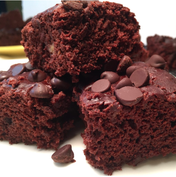 Fudgy GF Chocolate Cake ~ Rich chocolate flavor & low-fat