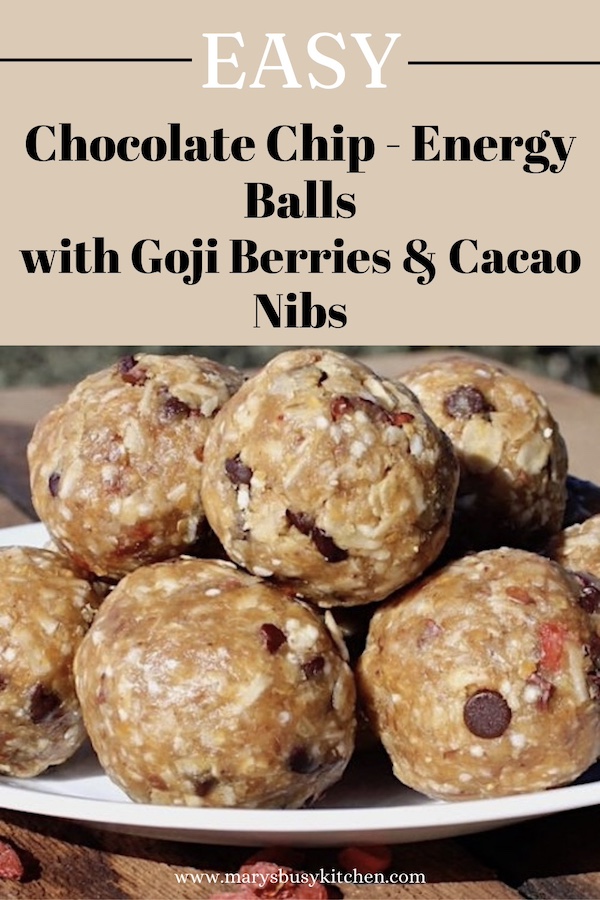 Easy chocolate chip and goji berry enery balls
