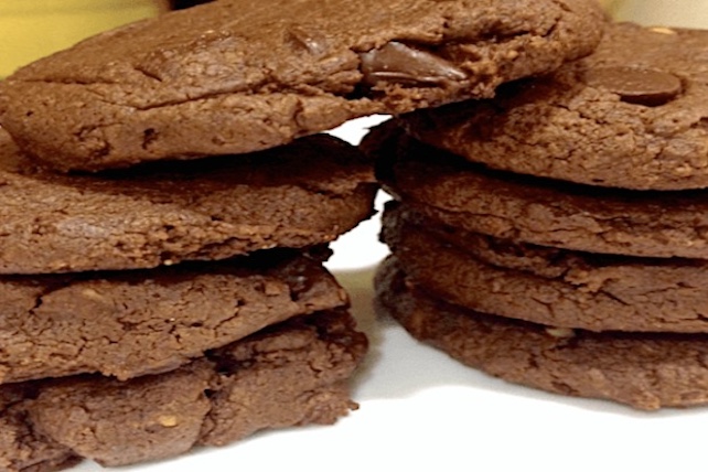 GF Double Chocolate Chip Cookies ~ Flourless Recipe