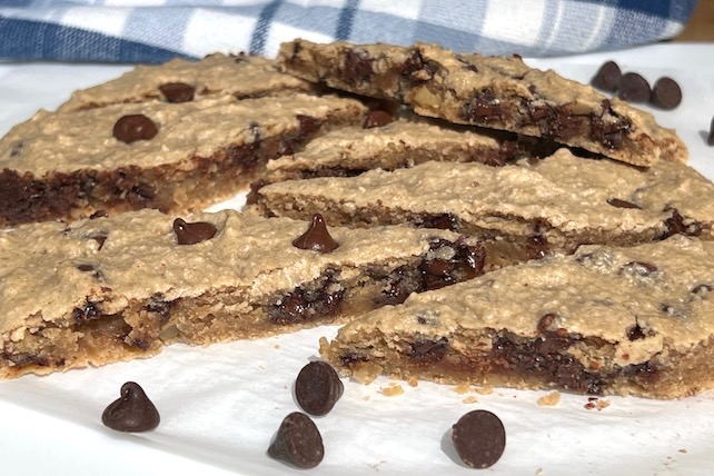 giant flourless chocolate chip cookie with collagen