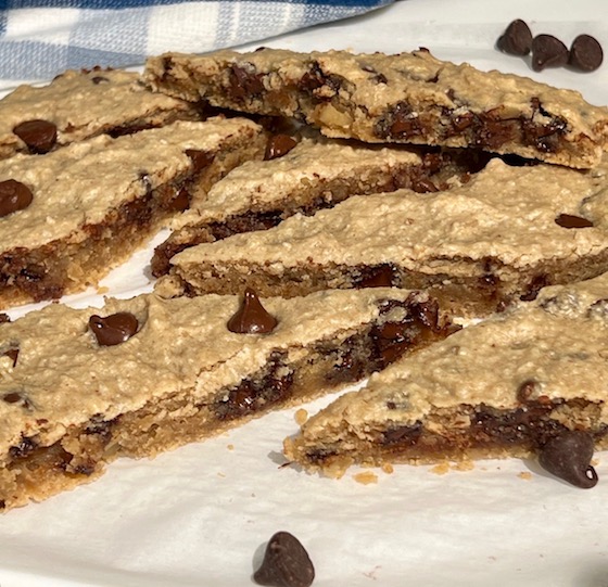 giant flourless chocolate chip cookie with collagen
