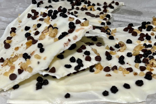 frozen yogurt bark