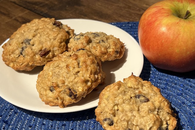 chewy apple oat and raisin cookies with gluten-free and vegan options