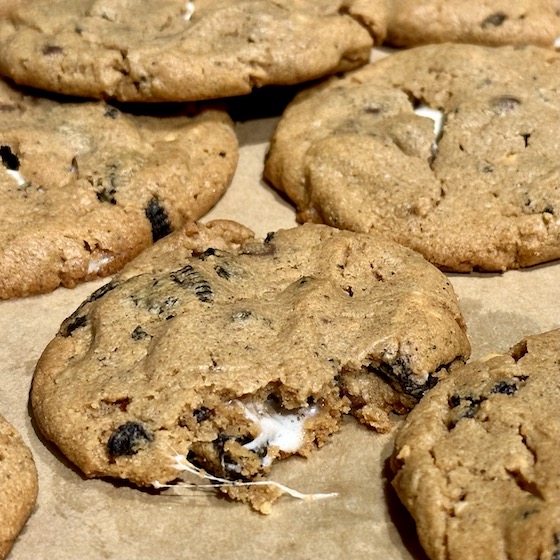chewy a'more cookies with gluten-free Oreo cookies