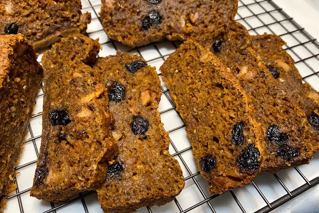 pear-berry pumpkin bread with gluten-free and vegan options