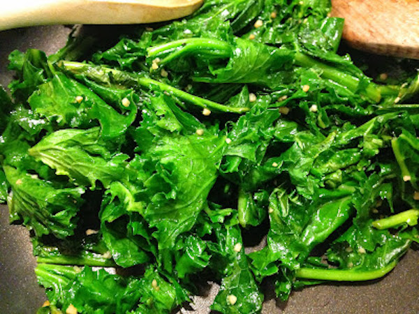 quick and easy sauteed kale