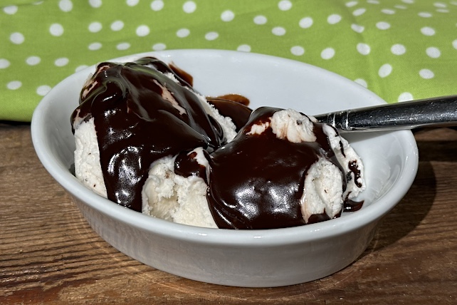 Homemade Dairy-Free Hot Fudge Topping