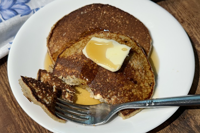 healthy oat and banana protein pancakes