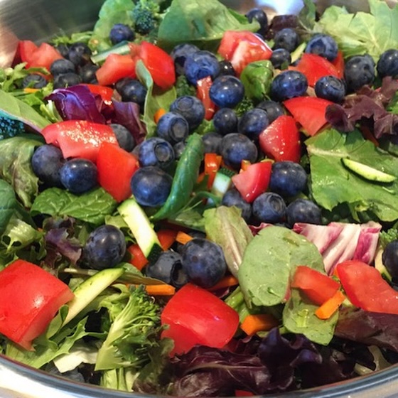 easy and simple salad dressing that is allergy-friendly