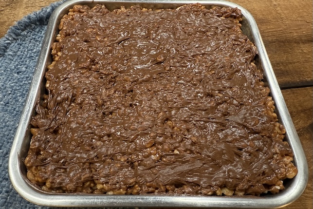 Nutella peanut butter krispie bars