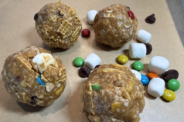 S'mores energy balls - delicious gluten-free snack ideas